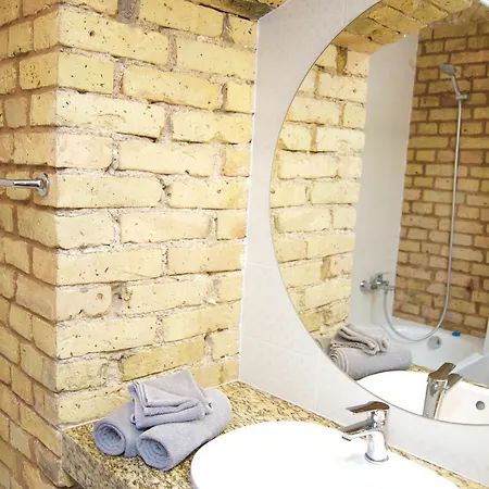 Tomy Old Town Apartment